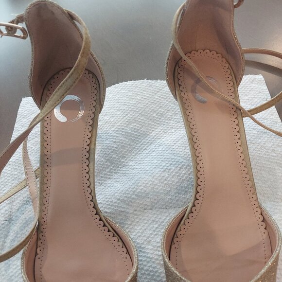 Gold kitten heel - Picture 4 of 7